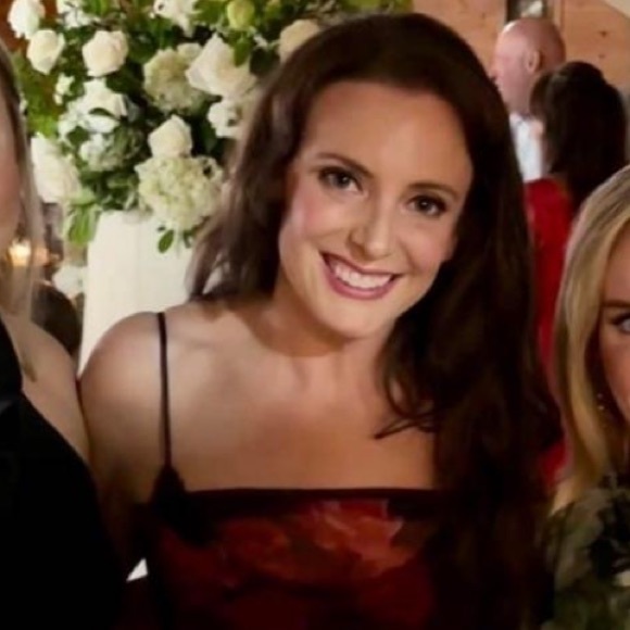 Posh Ambassador & Suggested User โค๏ธโค๏ธโค๏ธ - Picture 1 of 1